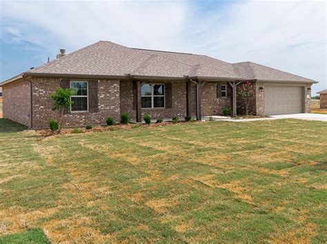 Zillow springtown tx - 503 Windsor Ln, Springtown, TX 76082 is currently not for sale. The 1,701 Square Feet single family home is a 3 beds, 2 baths property. This home was built in 1978 and last sold on 2023-03-20 for $--. View more property details, …